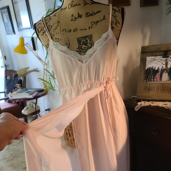 Givenchy Intimate paris lingerie with lace - Picture 3 of 8